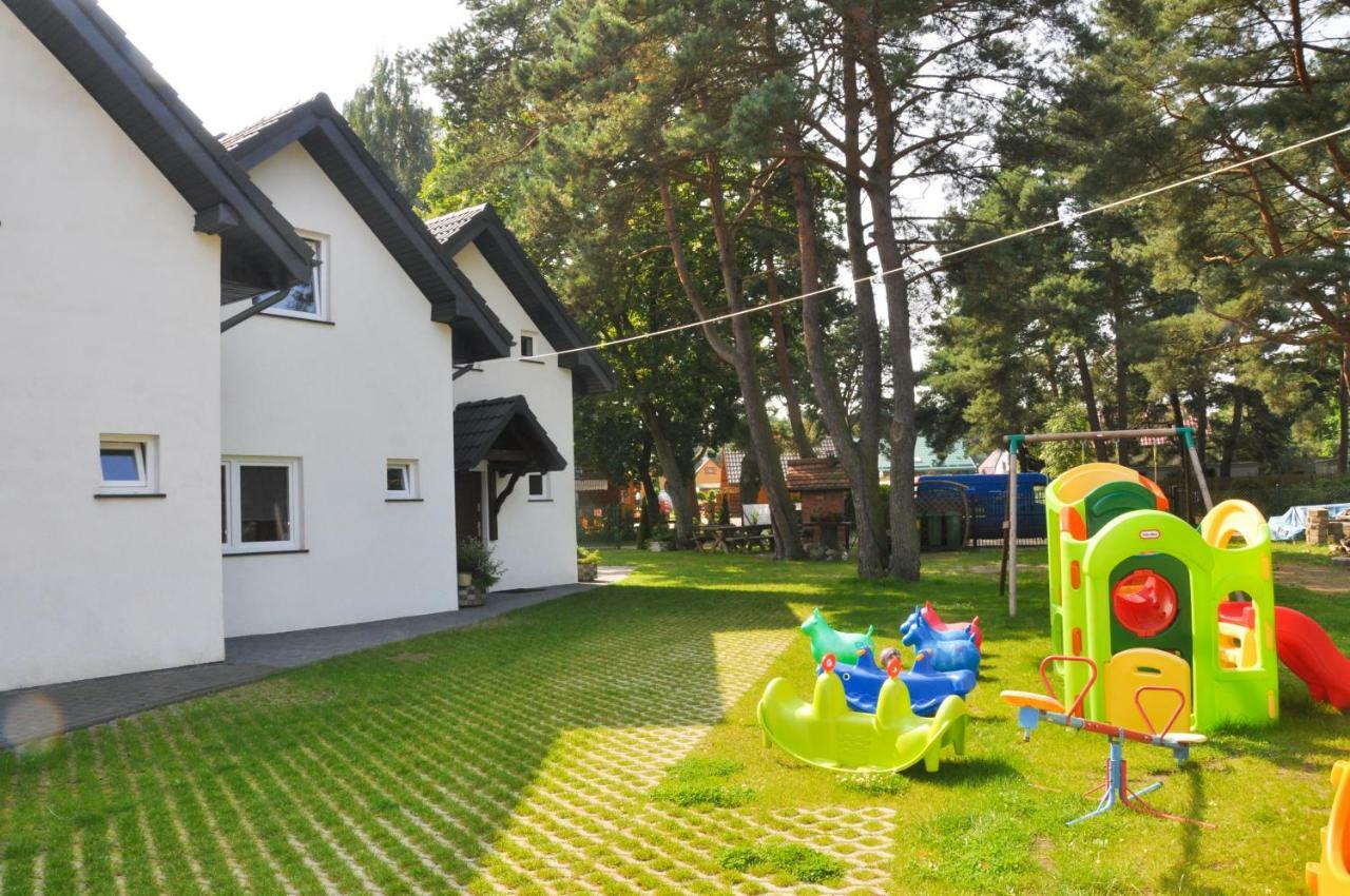 Ferienhaus Holiday Home Domki Raj Ярославець Екстер'єр фото